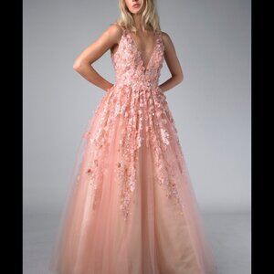 Basix Black Label Sleeveless Ball Gown